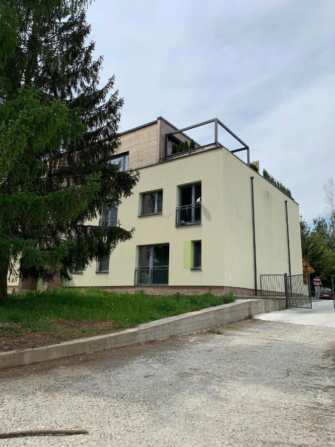 Apartman S Terasou Zvolen Exterior foto