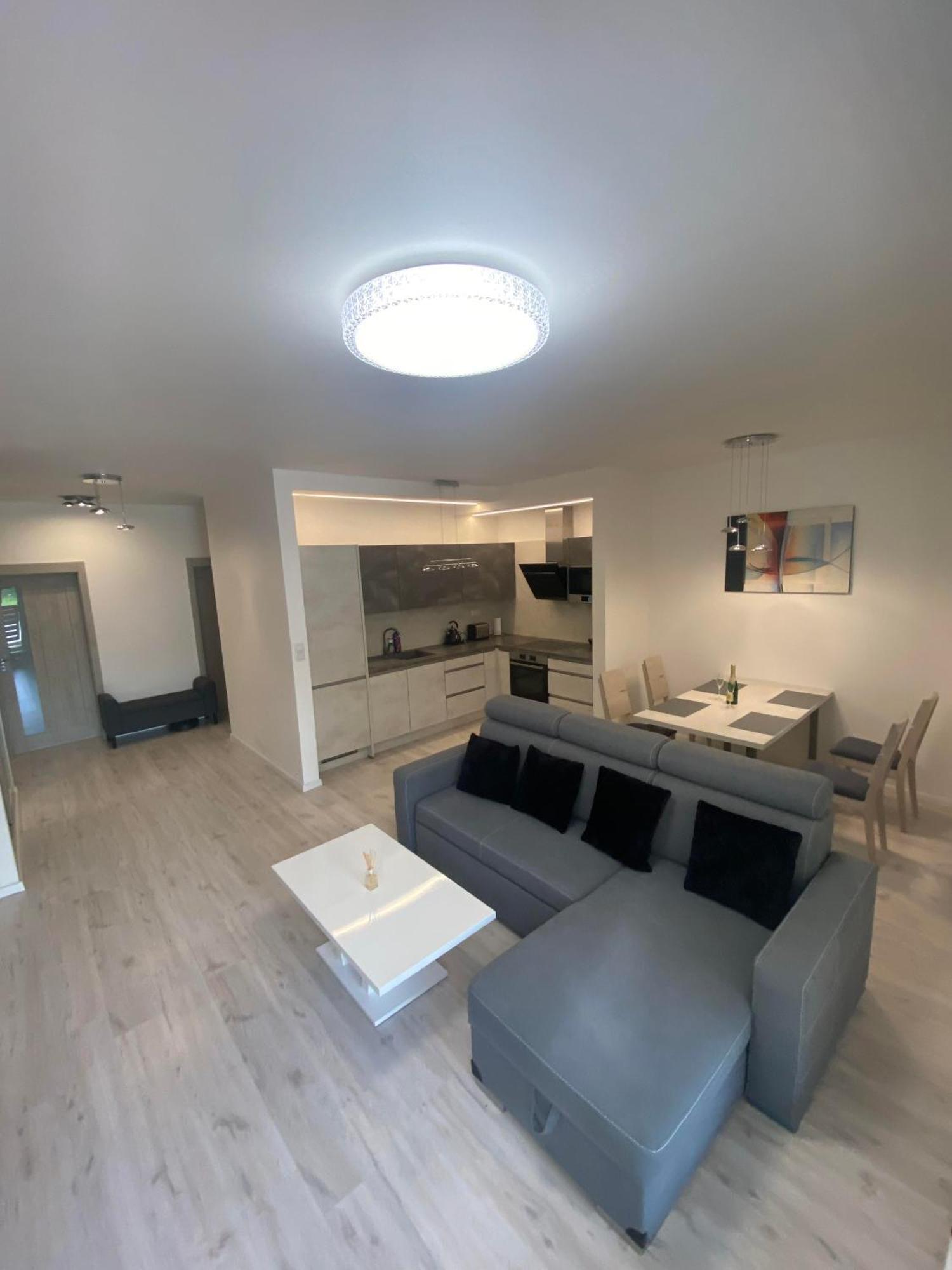 Apartman S Terasou Zvolen Exterior foto